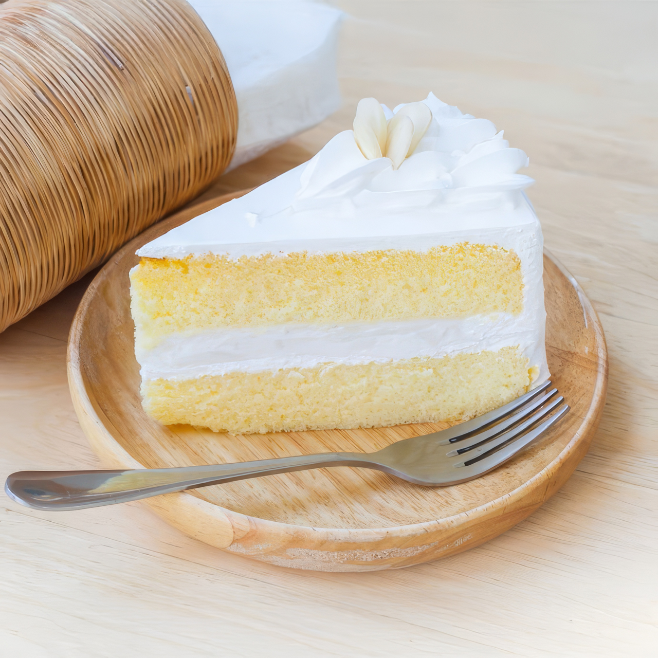 Tort cu cremă de lămâie