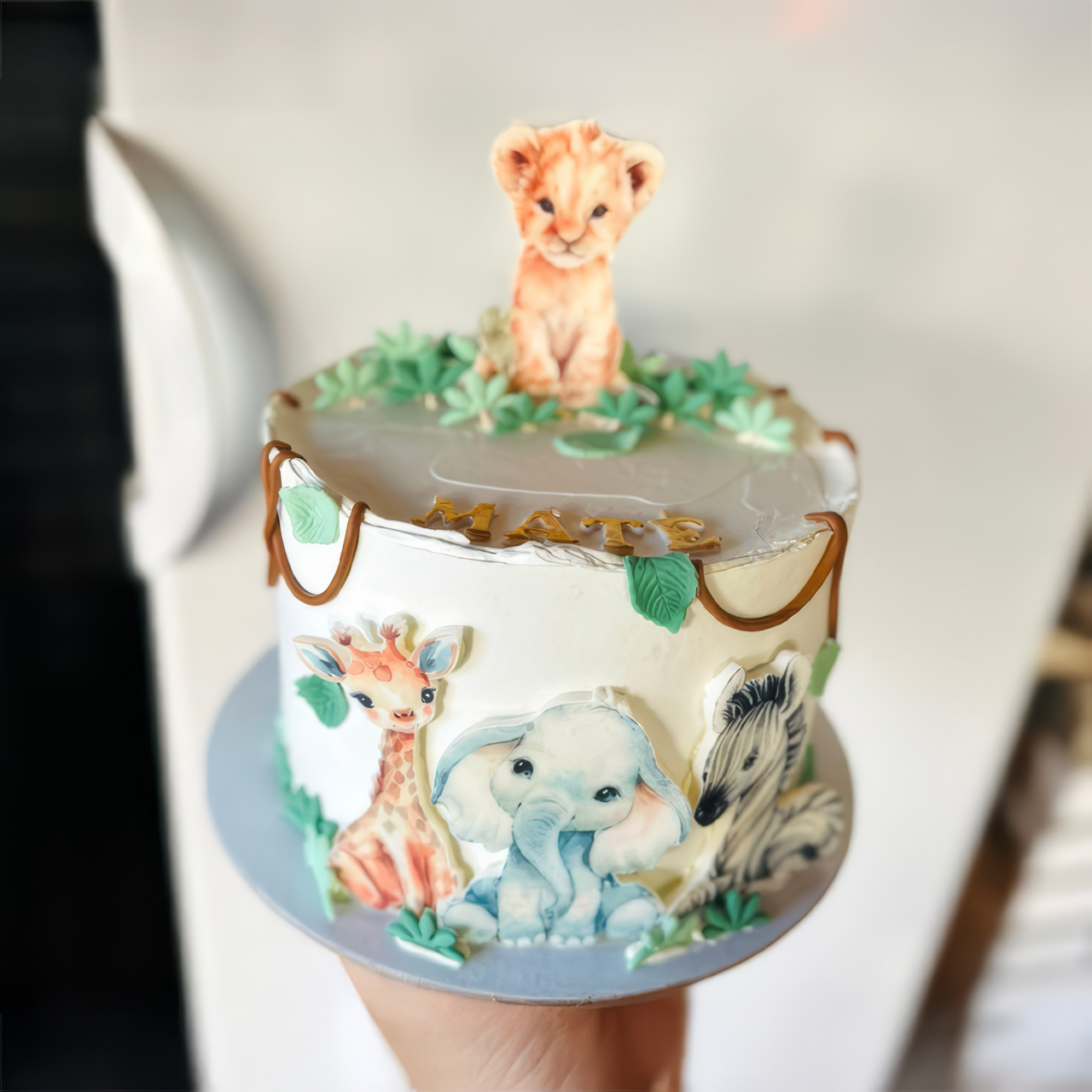 Decorațiuni 2D desenate manual / figurine pe foaie de zahăr