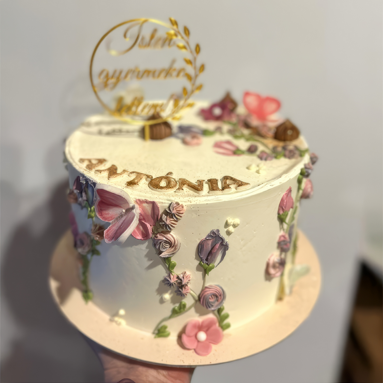 Különböző tortafeliratok