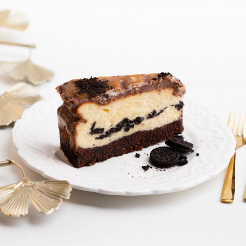Tort cheesecake cu Oreo